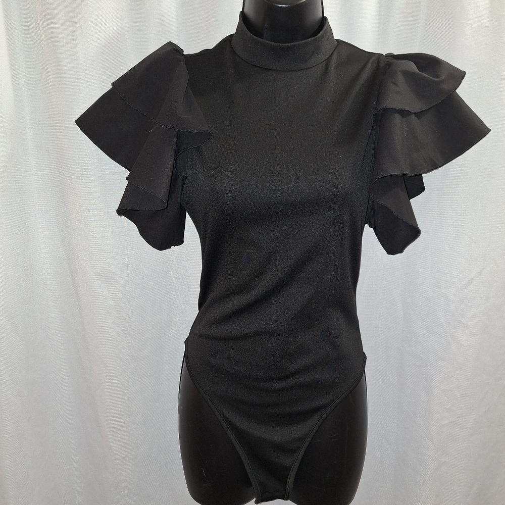 Shein Bodysuit Flair Layerd Sleeves Size Small